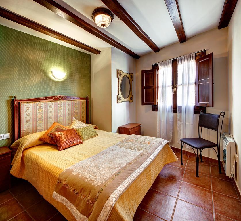 Apartamentos Bellavista Alquézar Exteriör bild