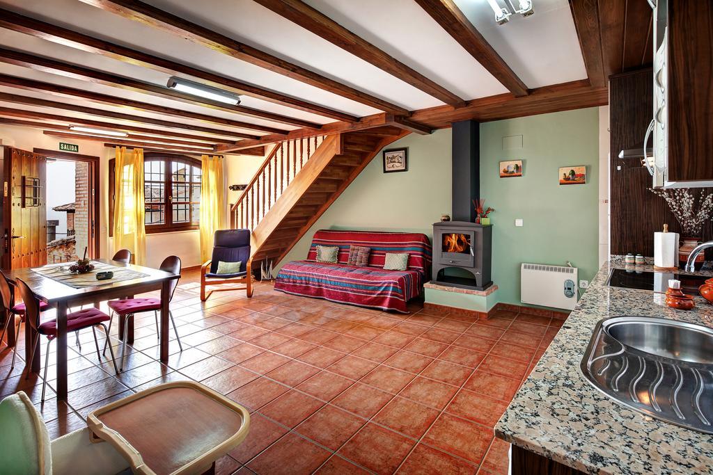 Apartamentos Bellavista Alquézar Rum bild